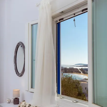 Chloe Apartment Piso Livadi