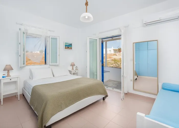 Апартаменты Chloe *