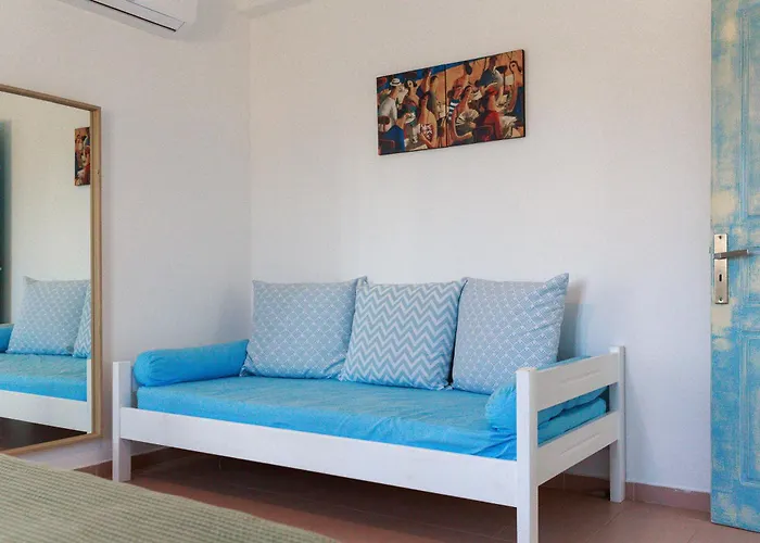 Apartment Chloe Piso Livadi